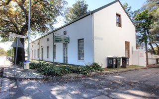 4 Bedroom Townhouse in Vrykyk