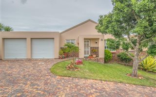 3 Bedroom Townhouse in Lorraine
