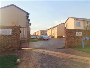 2 Bed Apartment in Naturena