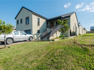 3 Bed Townhouse in Blue Mountain Village