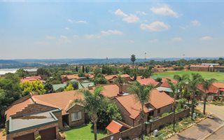 4 Bedroom House in Eldoraigne