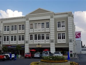 75.9100036621094 m² Office Space in Illovo