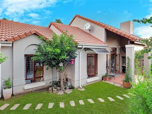 2 Bed Townhouse in Maroeladal