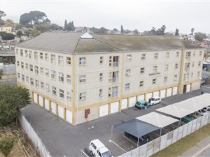 1 Bed Apartment in Cloetesville