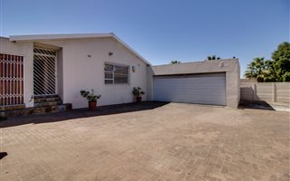 4 Bedroom House in Windsor Park
