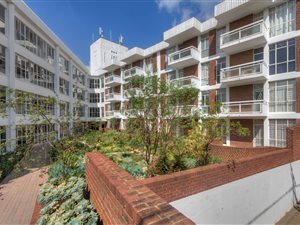 2 Bed Apartment in Illovo