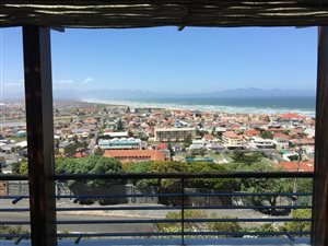 5 Bed House in Muizenberg