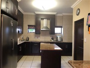 4 Bedroom House in Midfield Estate
