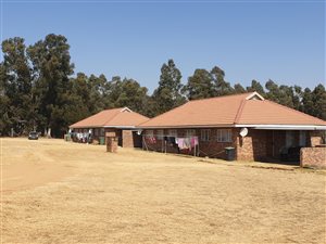 8643 m² Farm in Brentwood Park