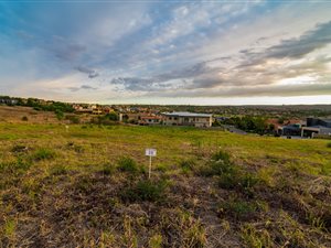597 m² Land available in Eagle Canyon Golf Estate