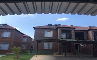 3 Bedroom Flat in Waterval East