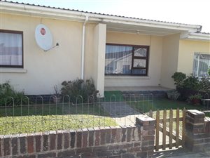 2 Bed Townhouse in Newton Park