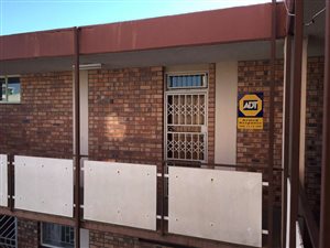 3 Bed Apartment in Sunnyside