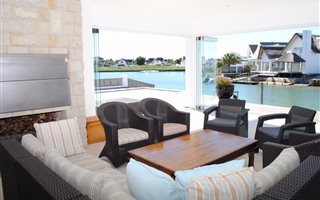 5 Bedroom House in St Francis Bay Canals