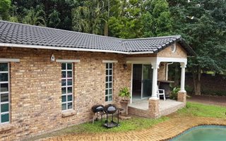 2 Bedroom Garden Cottage in Atholl Heights