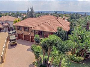 5 Bed House in Glen Erasmia