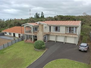 4 Bedroom House in Umzumbe