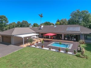 4 Bed House in Winston Park