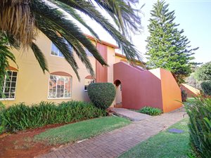 3 Bed Apartment in Robindale