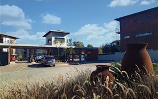 87 m² Office Space in Tijger Valley and surrounds