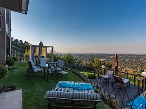 3 Bed Townhouse in Northcliff
