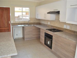 3 Bed Townhouse in Raslouw