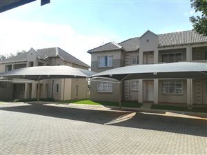 2 Bed Townhouse in Klippoortje