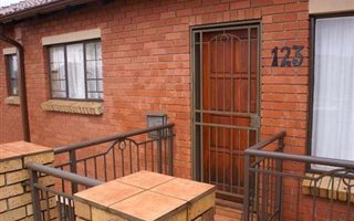 2 Bedroom Simplex in Eco Park