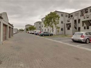 2 Bedroom Apartment in Sanlamhof