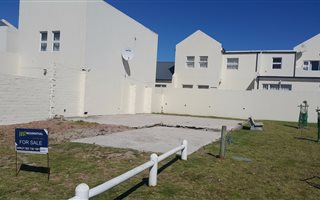 160 m² Land available in Langebaan Central