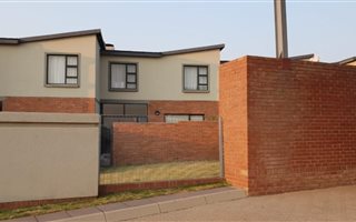 3 Bedroom Townhouse in Ben Fleur