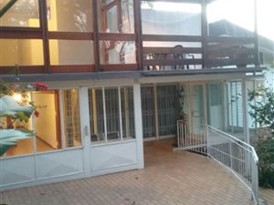 2 Bed Apartment in Queenswood