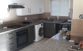 3 Bedroom Duplex in Raslouw