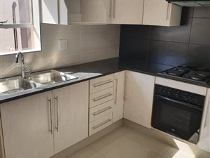 3 Bed Townhouse in Winchester Hills
