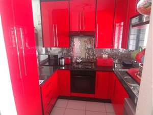 2 Bedroom Apartment in Observatory