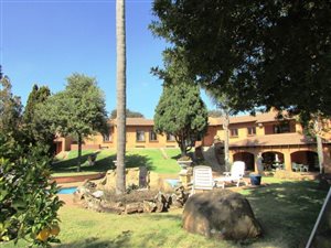 8565 m² Farm in President Park