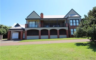 5 Bedroom House in Princes Grant Golf Estate