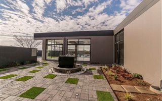 2 Bedroom Apartment in Randburg Central