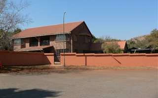 3 Bedroom House in Amandasig