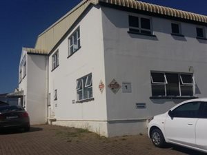 785 m² Retail Space in Mkondeni