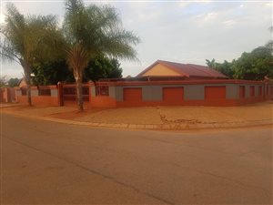 3 Bed House in Clarina
