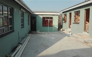 1 Bedroom House in Umlazi