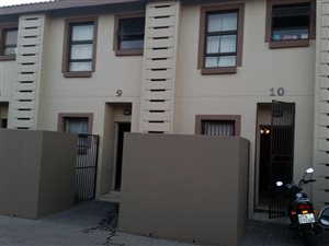 1.5 Bed Duplex in Gezina
