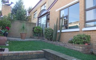 3 Bedroom Townhouse in Welgemoed