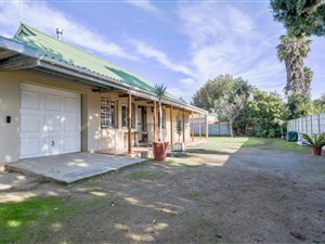2 Bed House in Bizweni