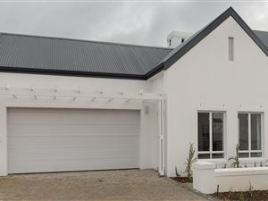 3 Bed House in Koelenbosch Country Estate