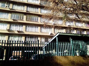 2 Bed Apartment in Pretoria Central