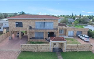 5 Bedroom House in Vanes Estate