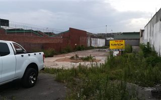 1015 m² Commercial space in Jacobs