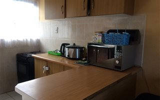 3 Bedroom House in Brackenham